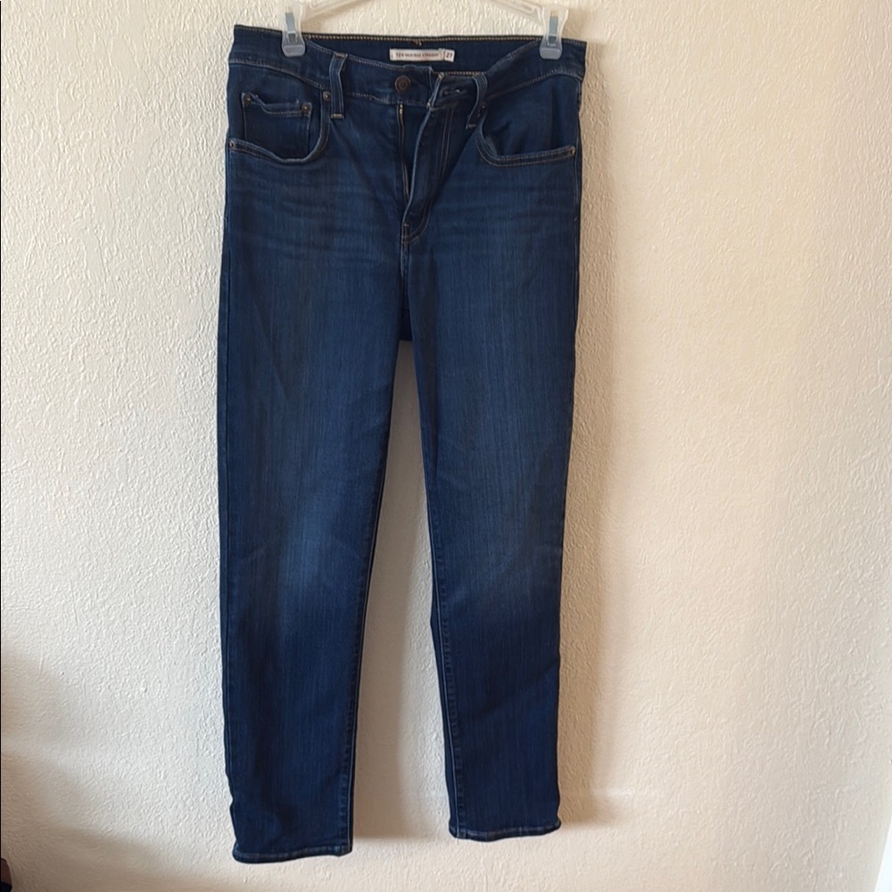 Levi's High Rise Straight Jeans size 27